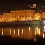 In A House Apartamento *